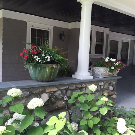 Amenia Hilltop House Bed & Breakfast מראה חיצוני תמונה