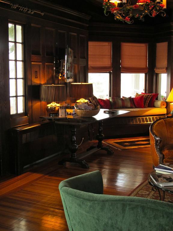 Amenia Hilltop House Bed & Breakfast מראה חיצוני תמונה