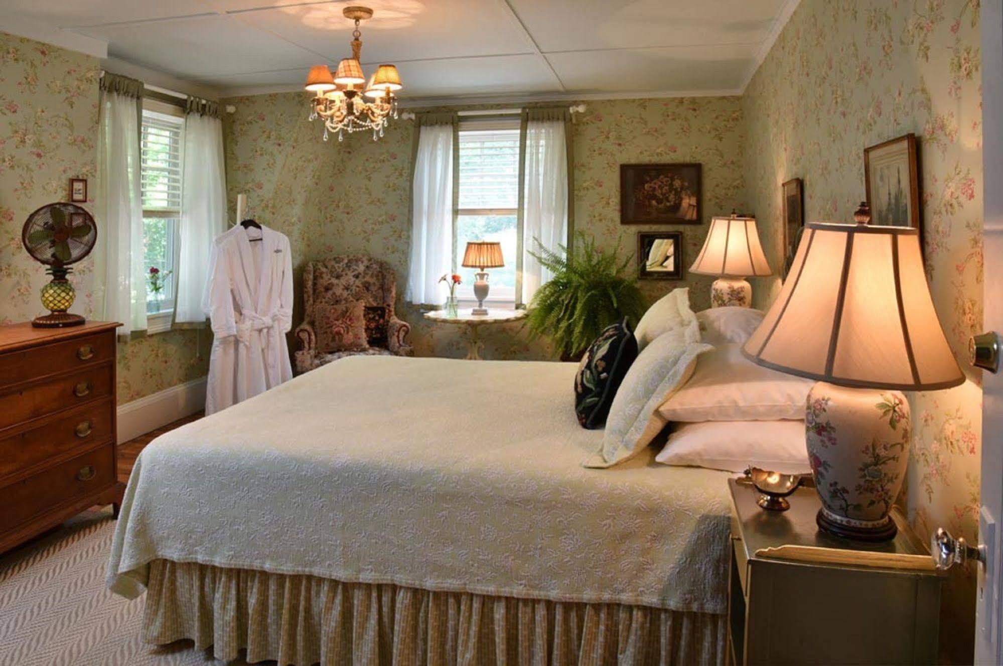 Amenia Hilltop House Bed & Breakfast מראה חיצוני תמונה