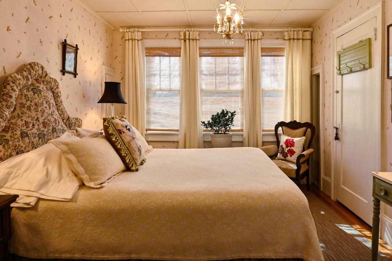 Amenia Hilltop House Bed & Breakfast מראה חיצוני תמונה